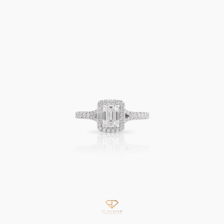 Emerald Halo Diamond Ring - Bi Nguyen