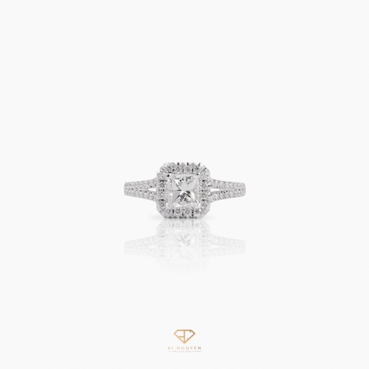Princess Halo Diamond Ring